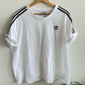 White adidas tee